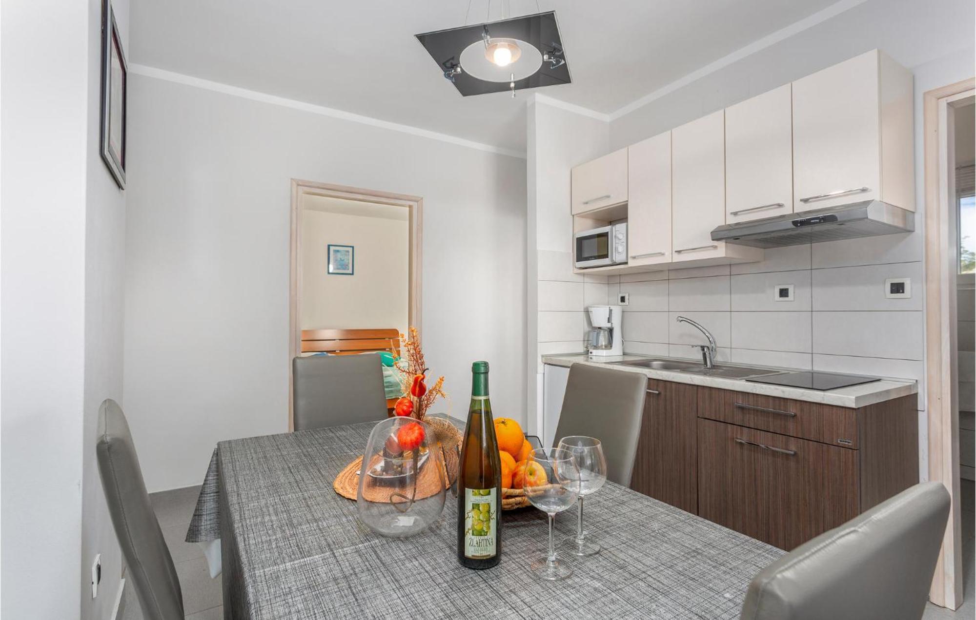 Beautiful Apartment In Pinezici With Wifi Esterno foto