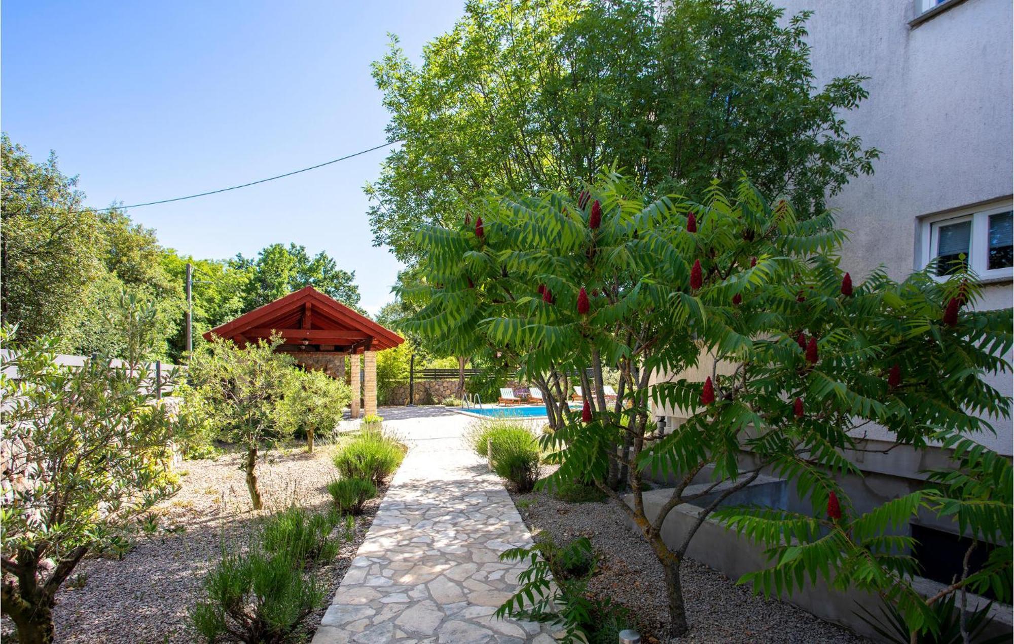 Beautiful Apartment In Pinezici With Wifi Esterno foto